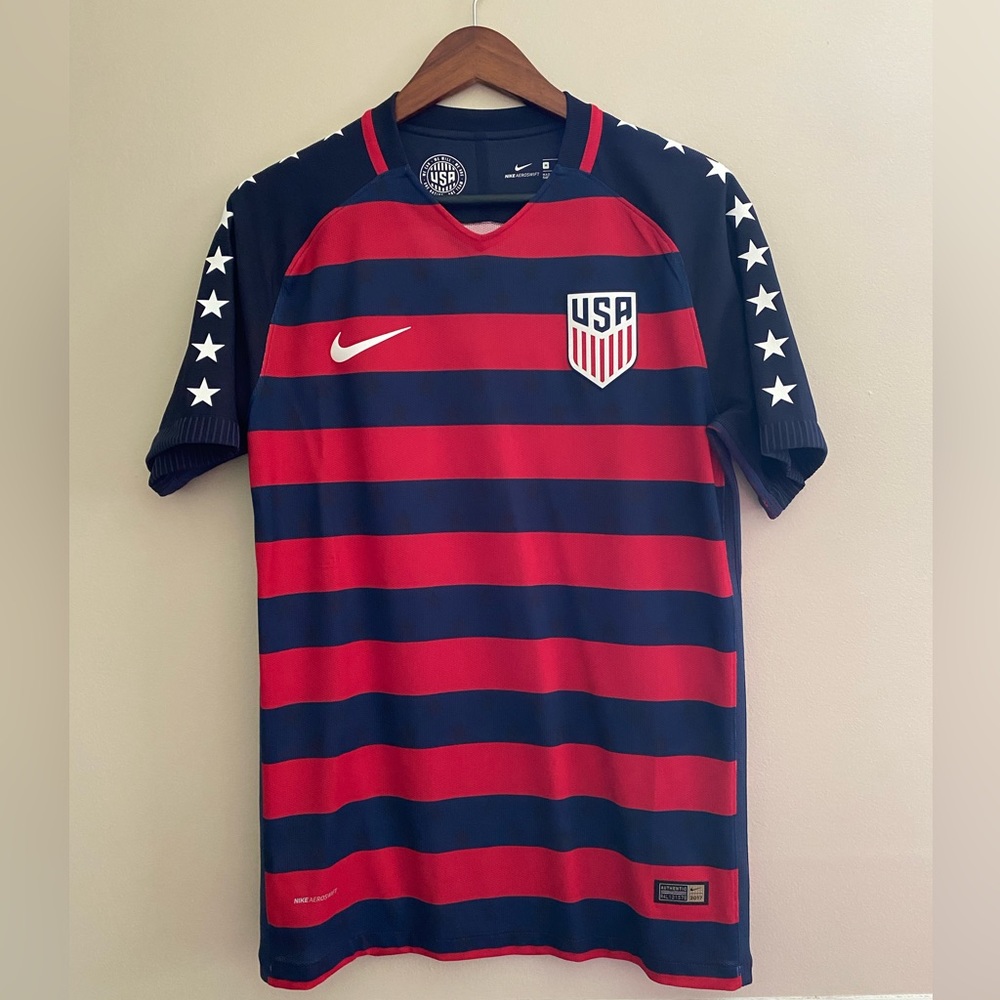 Nike Team USA 2017 Men’s National Team Gold Cup Jersey
